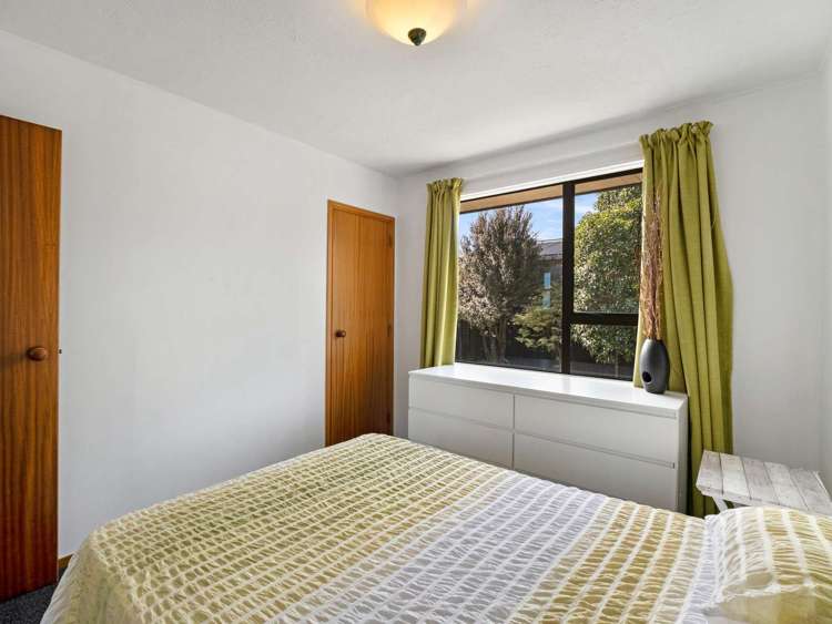 16a Glenbyre Place Bromley_21