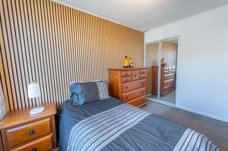 2/6 Deal Street Seaview_11