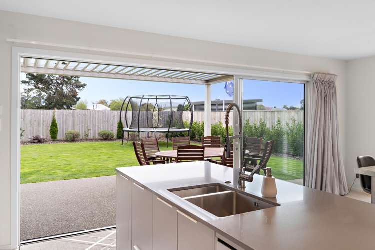 8 Tuatahi Avenue Solway_5