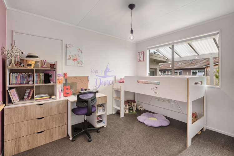 36 Sylvania Drive Matua_11