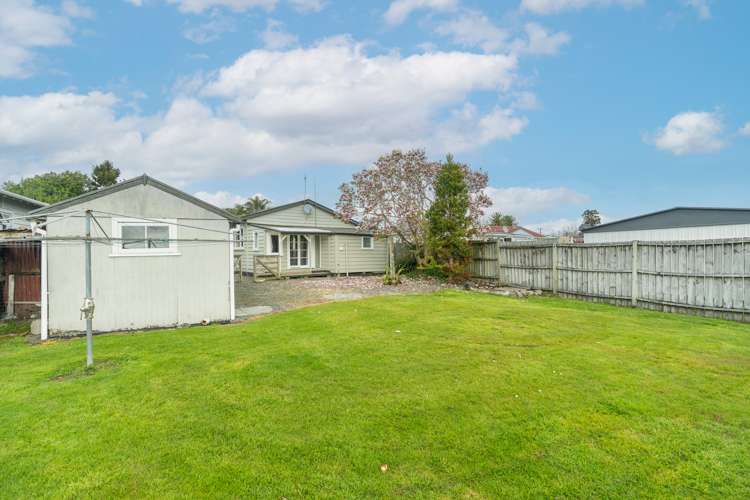 31 Valley Road Hikurangi_13