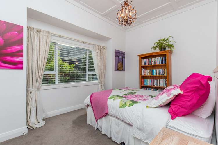 60 Marine Parade Mellons Bay_13