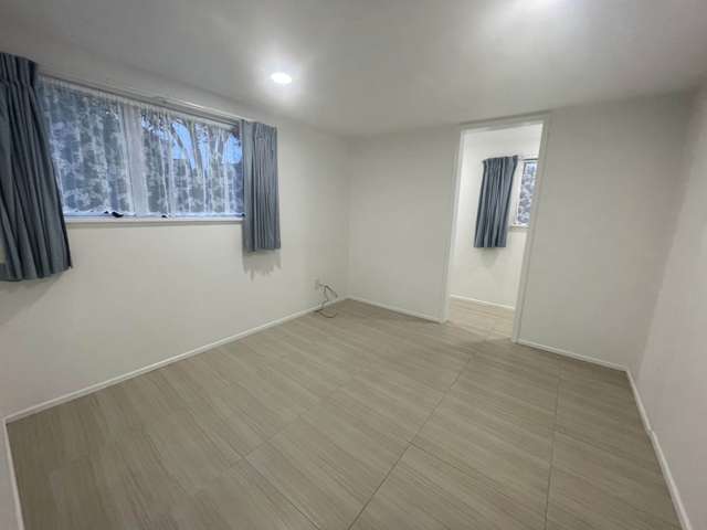 B/17 Valdale Road Henderson_4