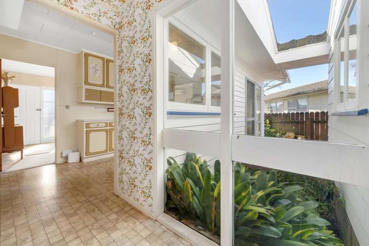 10 Studfall Street Pakuranga Heights_10