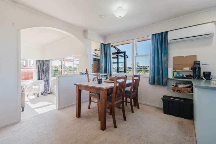 54 Acacia Crescent Glenview_3