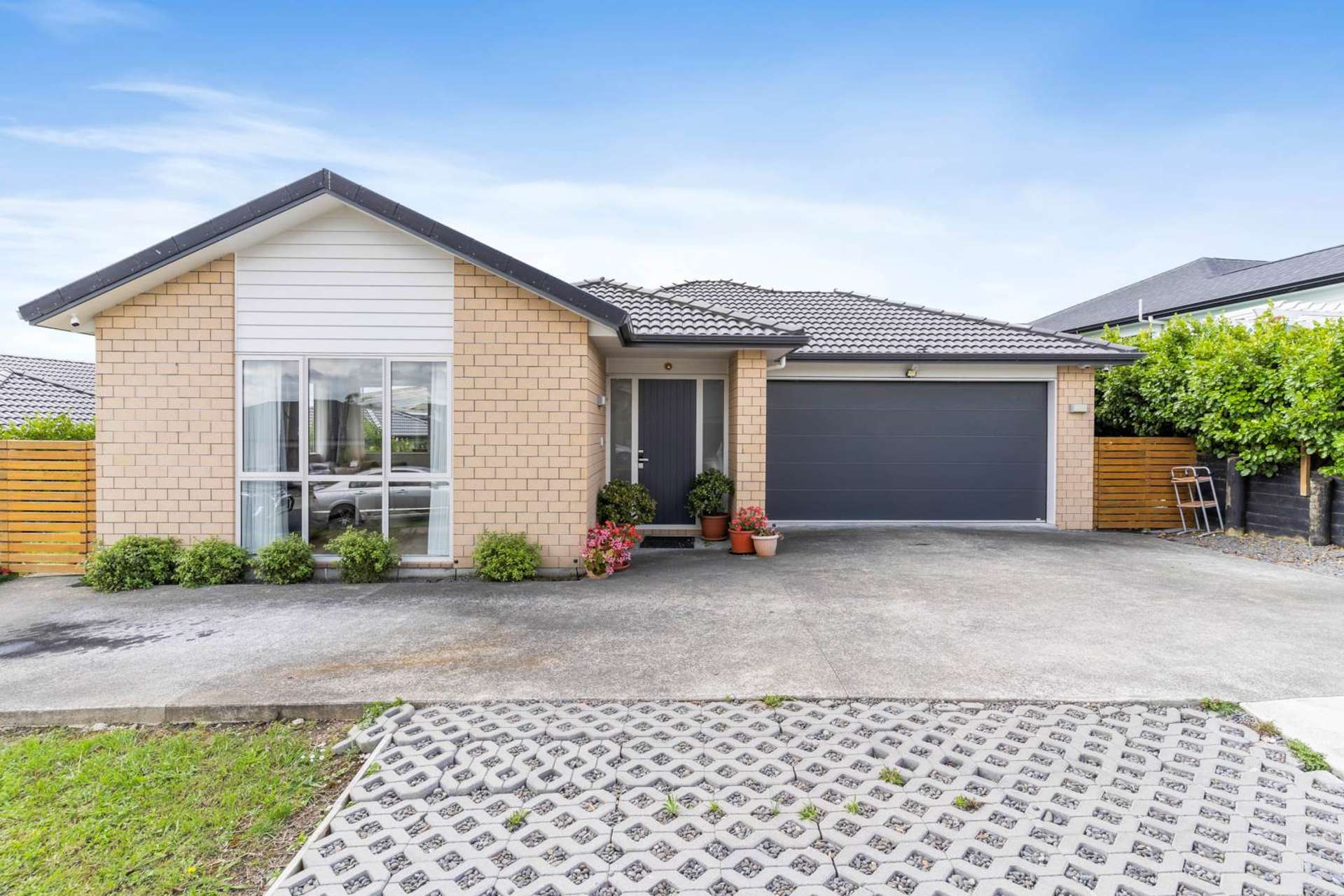 54 Twin Parks Rise Papakura_0