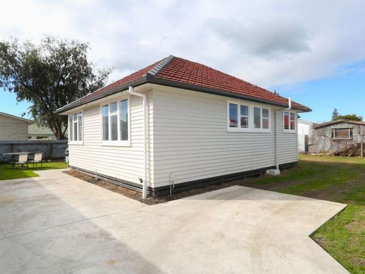 811a Gordon Road Raureka_8