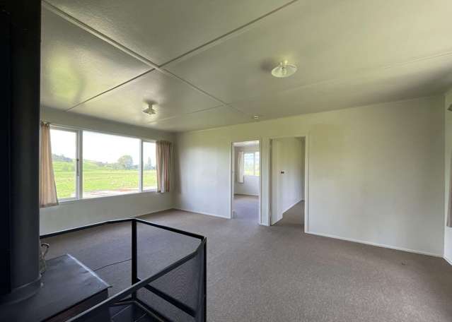 B/84 Driver Road Tangowahine_2