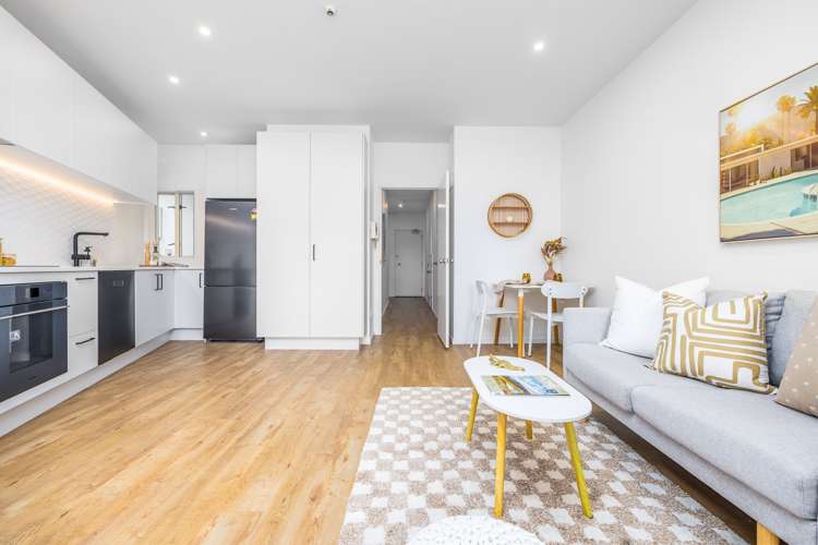 1a/9 Upper Queen Street Auckland Central_7