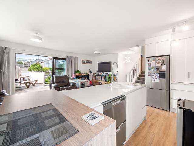 232A Oceanbeach Road Mt Maunganui_3