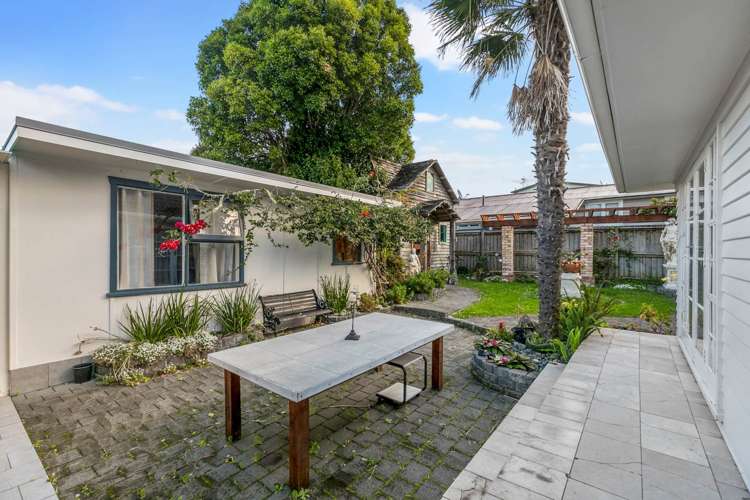 18 Levesque Street Birkdale_2