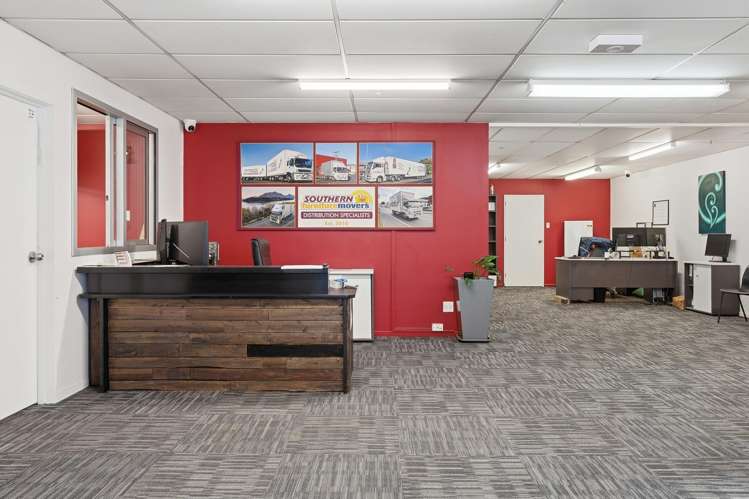 152 & 152B Kaikorai Valley Road Glenross_4