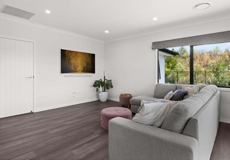 15 Arihi Crescent Frimley_9