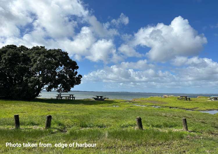 21 Lake Road Awanui_34