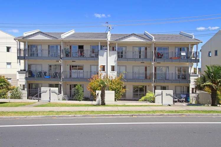 C2/71 Spencer Road Oteha_17