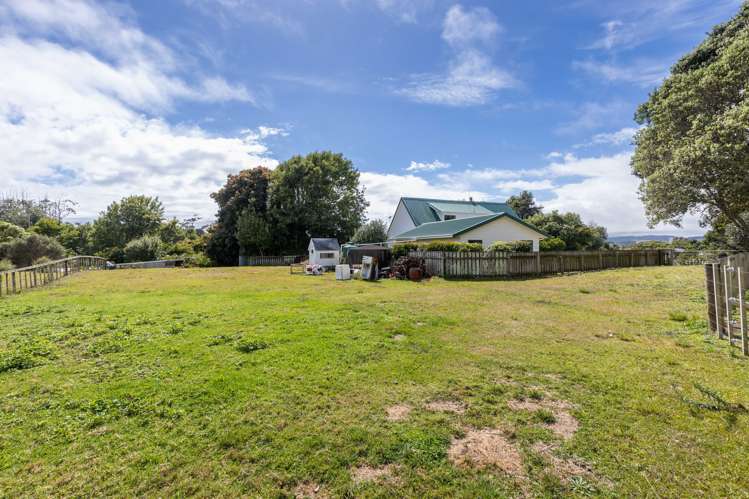 1361 Main North Road Urenui_9