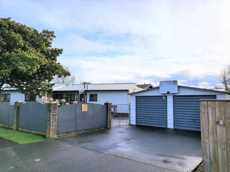 226 High Street Dannevirke_18