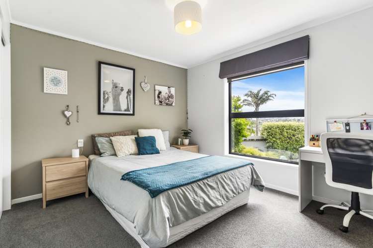 2/65 Arran Road Browns Bay_12