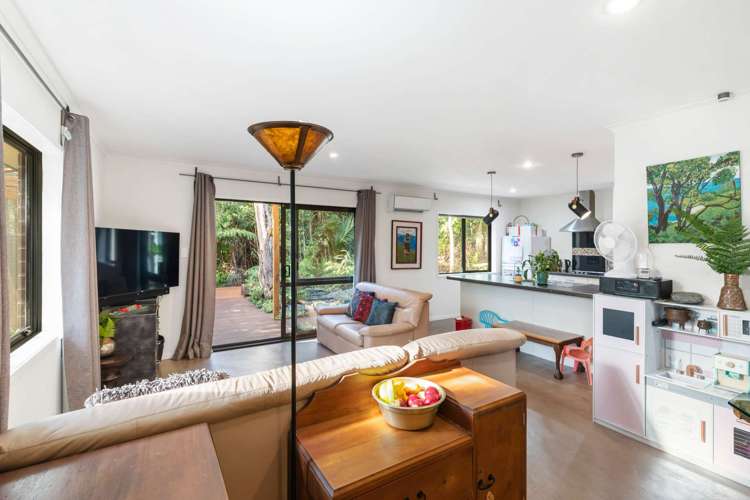 228 Mountain Road Henderson Valley_10