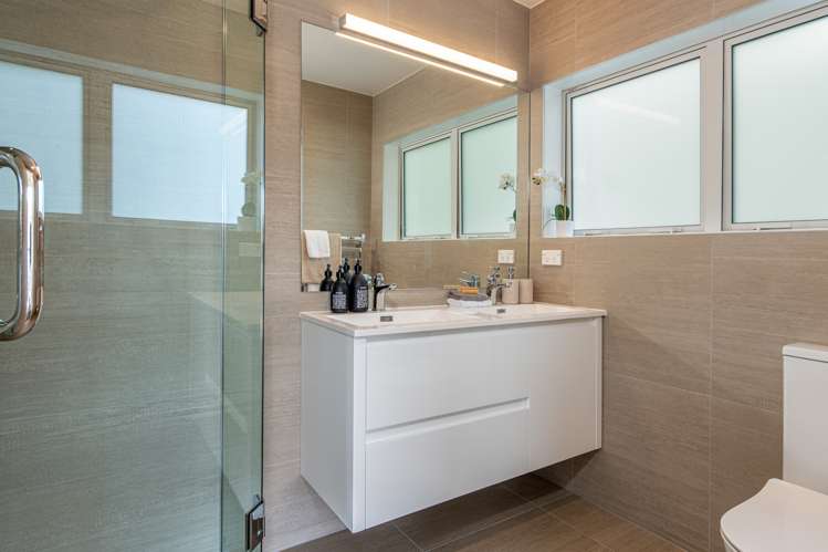 18 Norman Road Hauraki_17