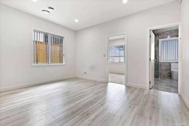 27 Mcquoids Road Flat Bush_7