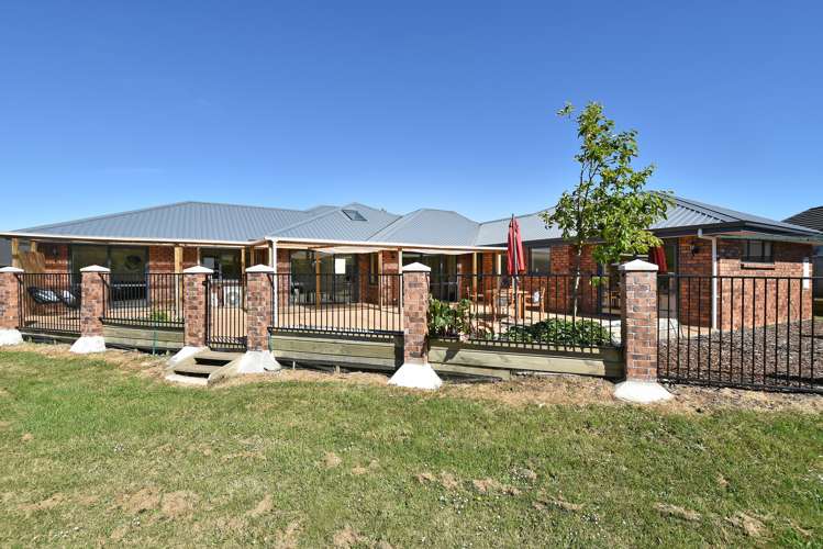 6 Ken Wadsworth Way Stoke_25