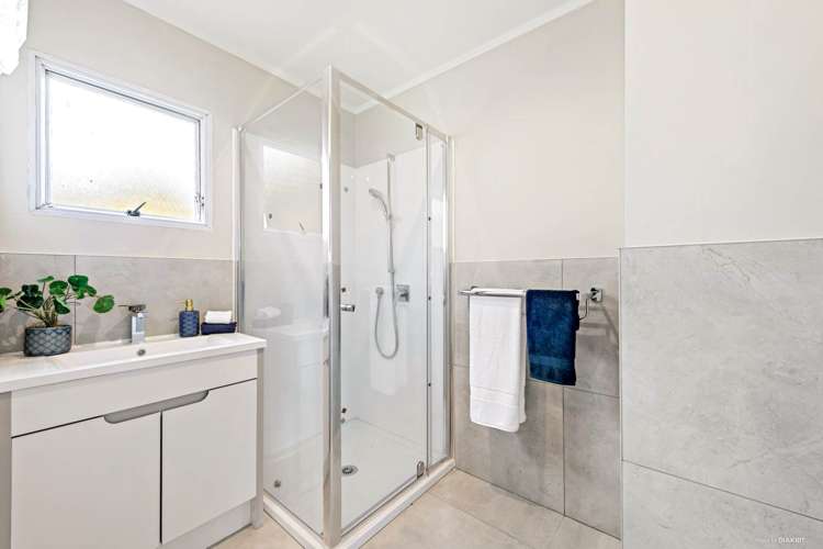 4/13 Holly Street Avondale_12