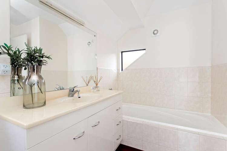 5a Oranga Avenue Onehunga_10