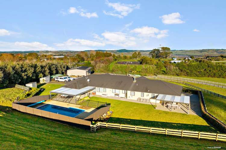 13 Hill Top Road East Pukekohe_21