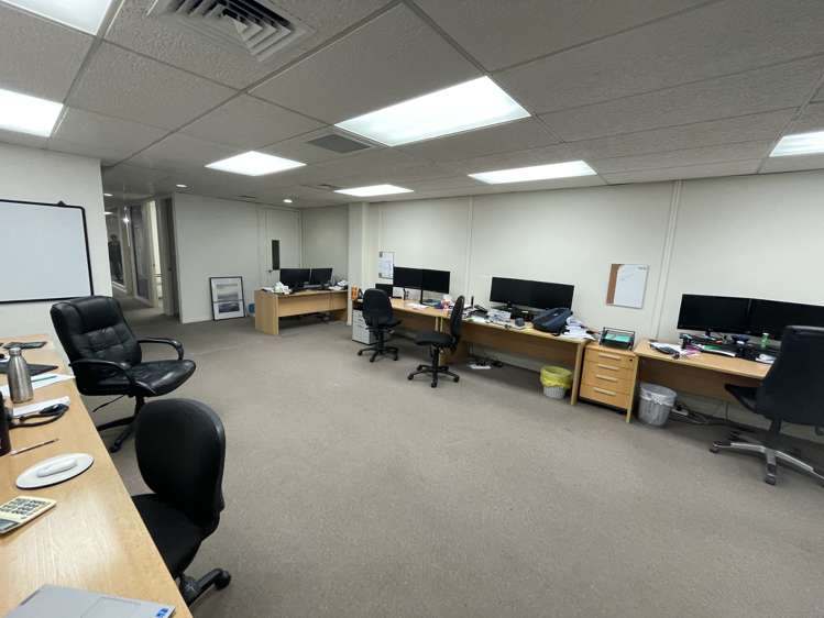 27 Great South Road Epsom_3