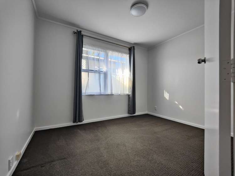 20 Minaret Drive 1648_9
