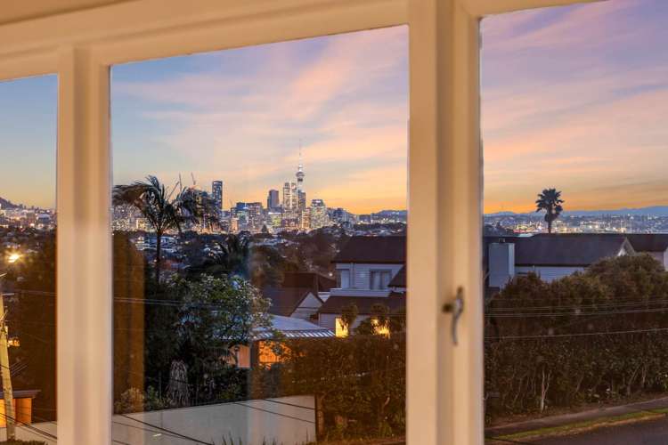 48 Williamson Avenue Belmont_21