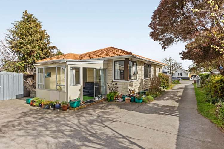 44 Parnwell Street Burwood_13