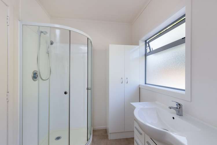 253 The Ridgeway Stoke_7