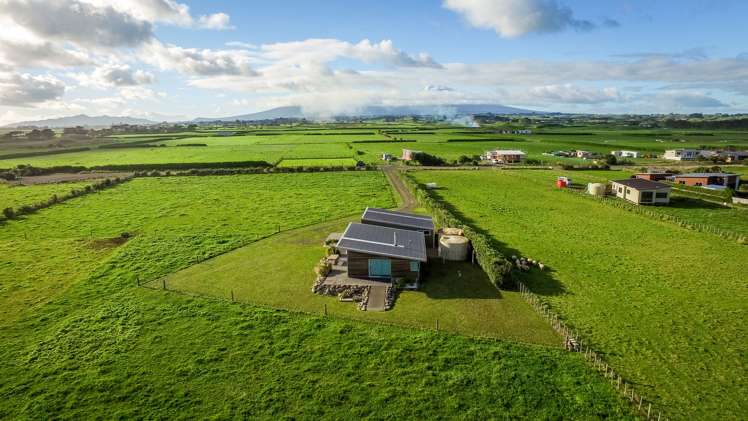 63 Anglers Avenue Warea_22