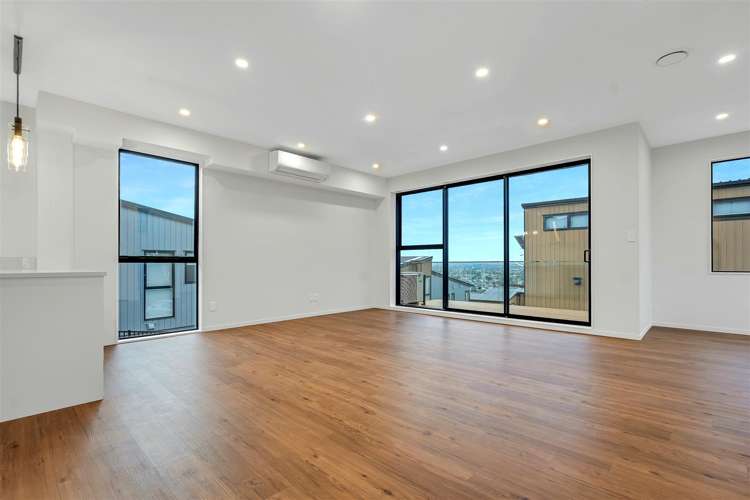 6 & 8 Timo Way Flat Bush_4