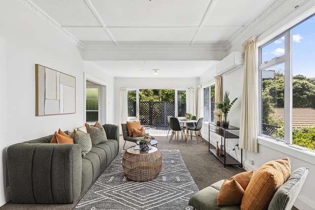 24 Hungerford Road Lyall Bay_2