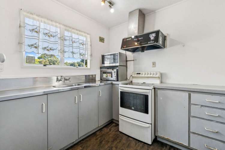 2/32 Latham Avenue Pakuranga_12