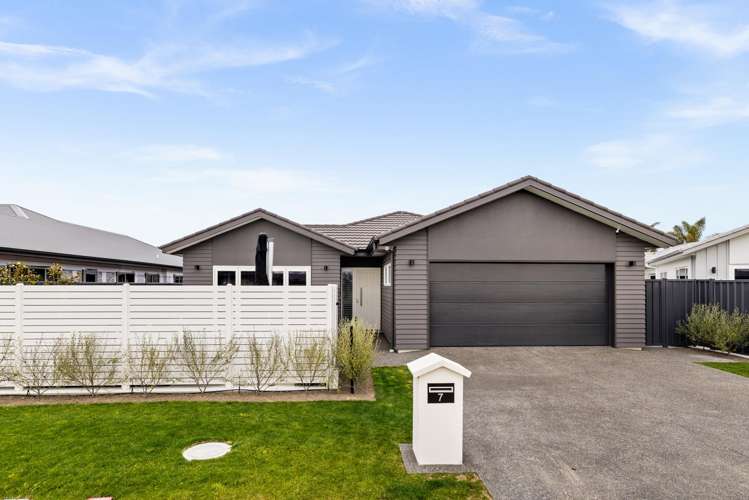 7 Matau Crescent Frimley_27