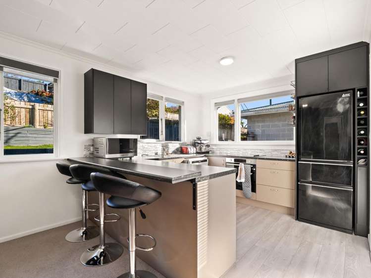 5 Elwyn Crescent Green Island_8