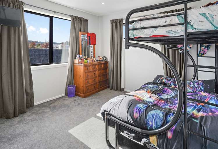 14 Quail Way Amberley_17