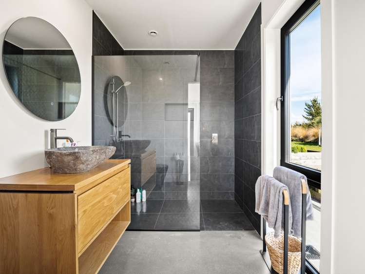 470 Clinton Highway Te Houka_10