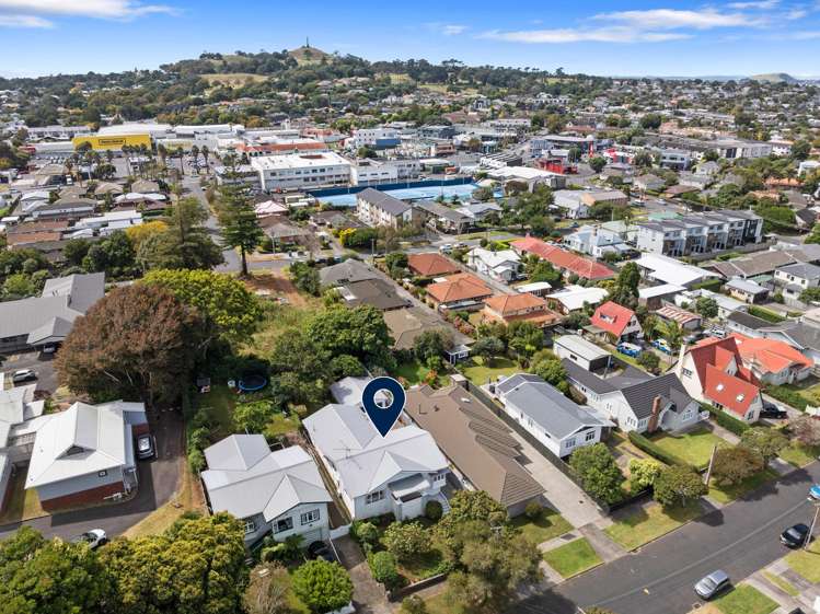 28 Boyd Avenue Royal Oak_26