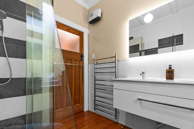 6 Harvey Road Bluff Hill_9