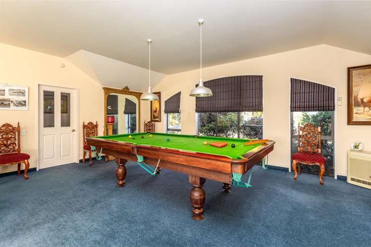 179 Pages Road Marchwiel_12