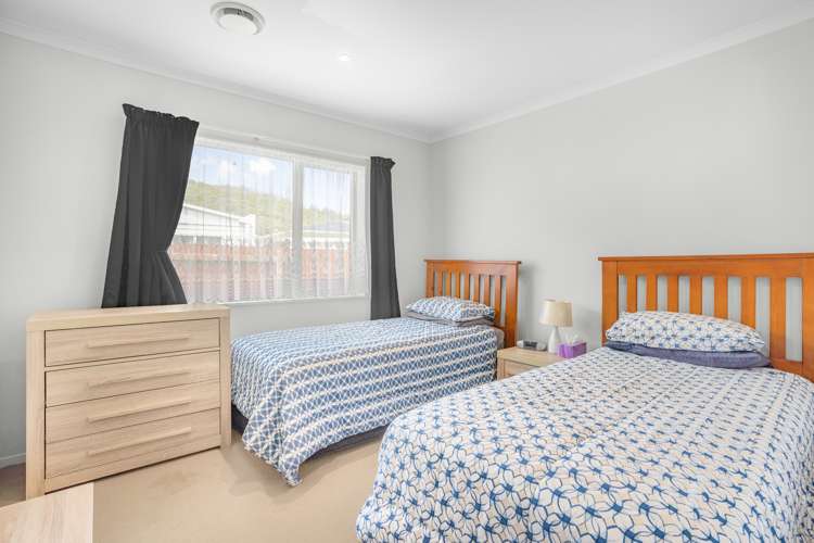 8 Sun Valley Way Wainuiomata_13