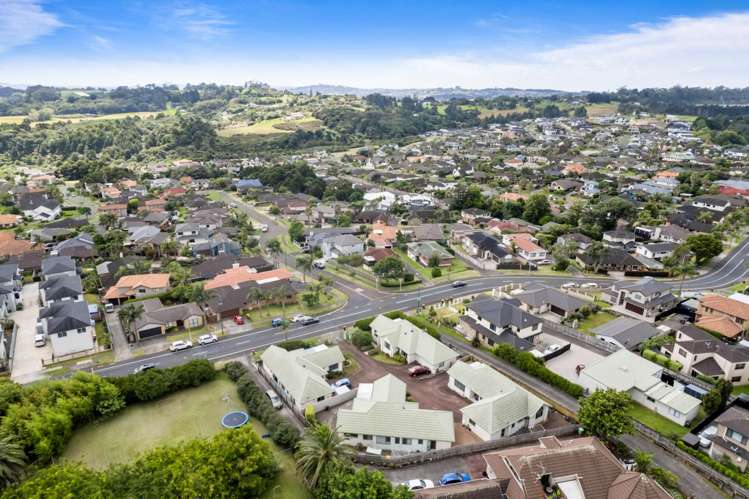 243b Hill Road The Gardens_18