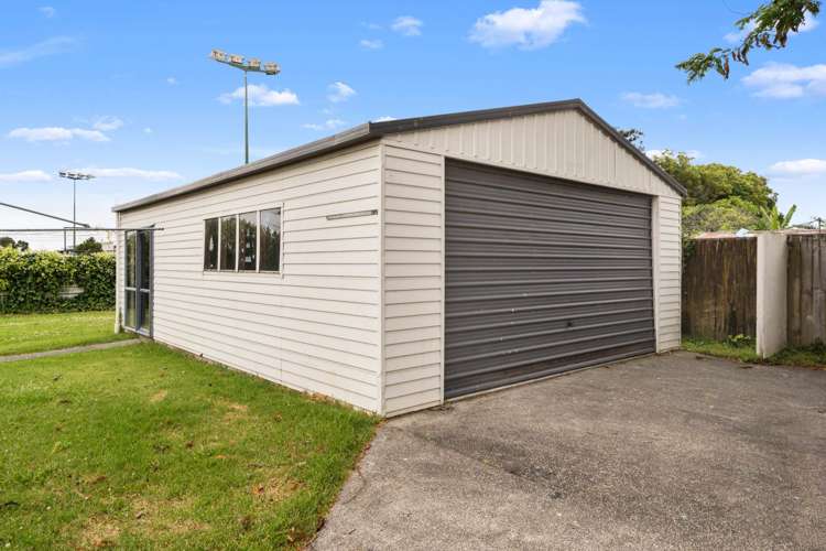 9 Vanguard Road Kelston_5