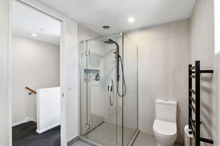 8/46 Andover Street Merivale_11