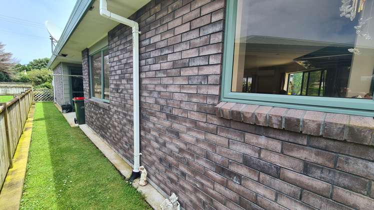 13a Tasman Street Opunake_17